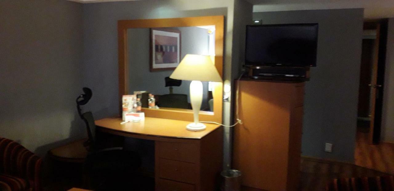 Hotel Mexicali Мехіко Номер фото